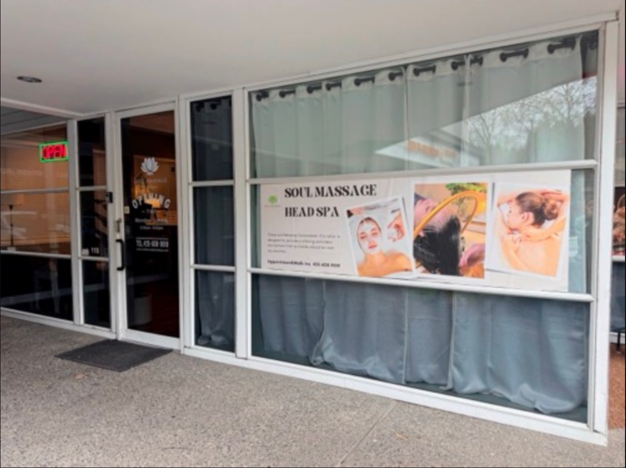 Soul Massage storefront entrance